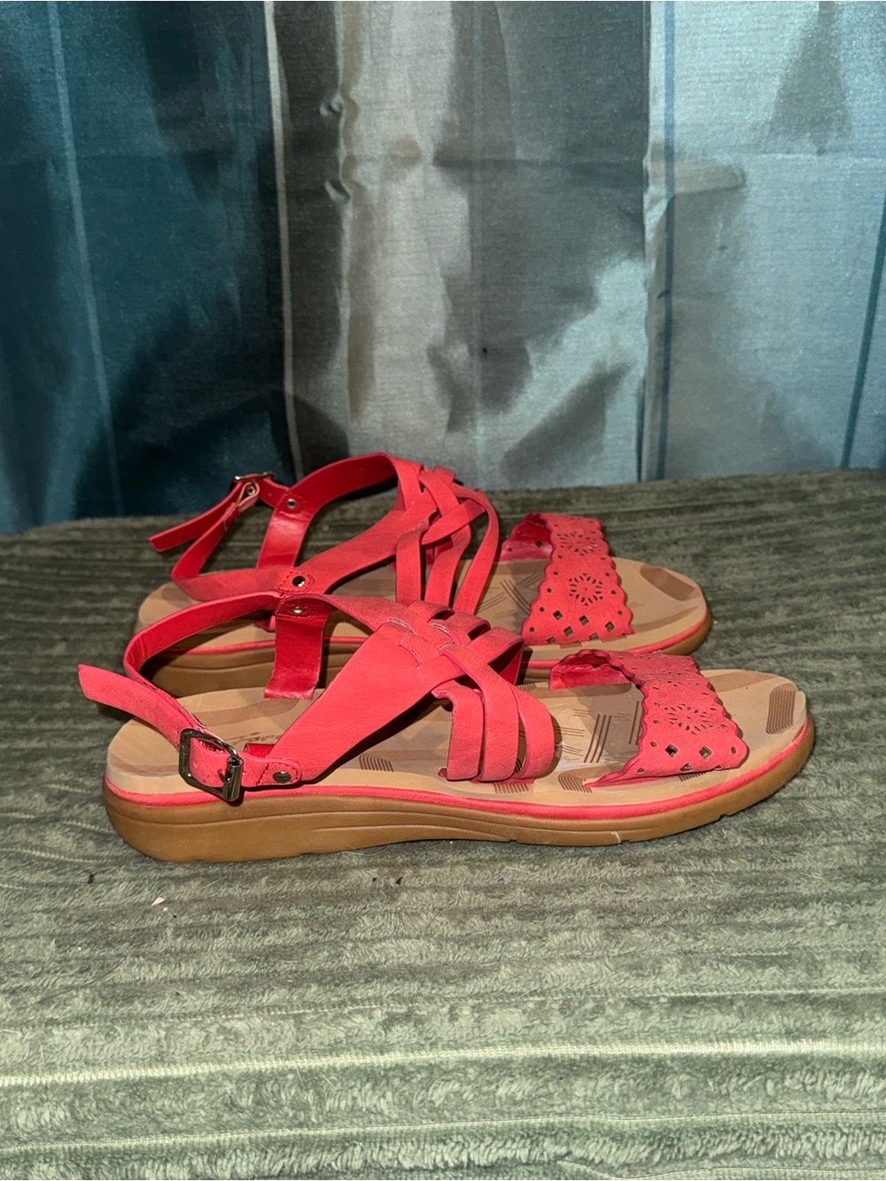 Women’s Strappy Forever Comfort Sandals